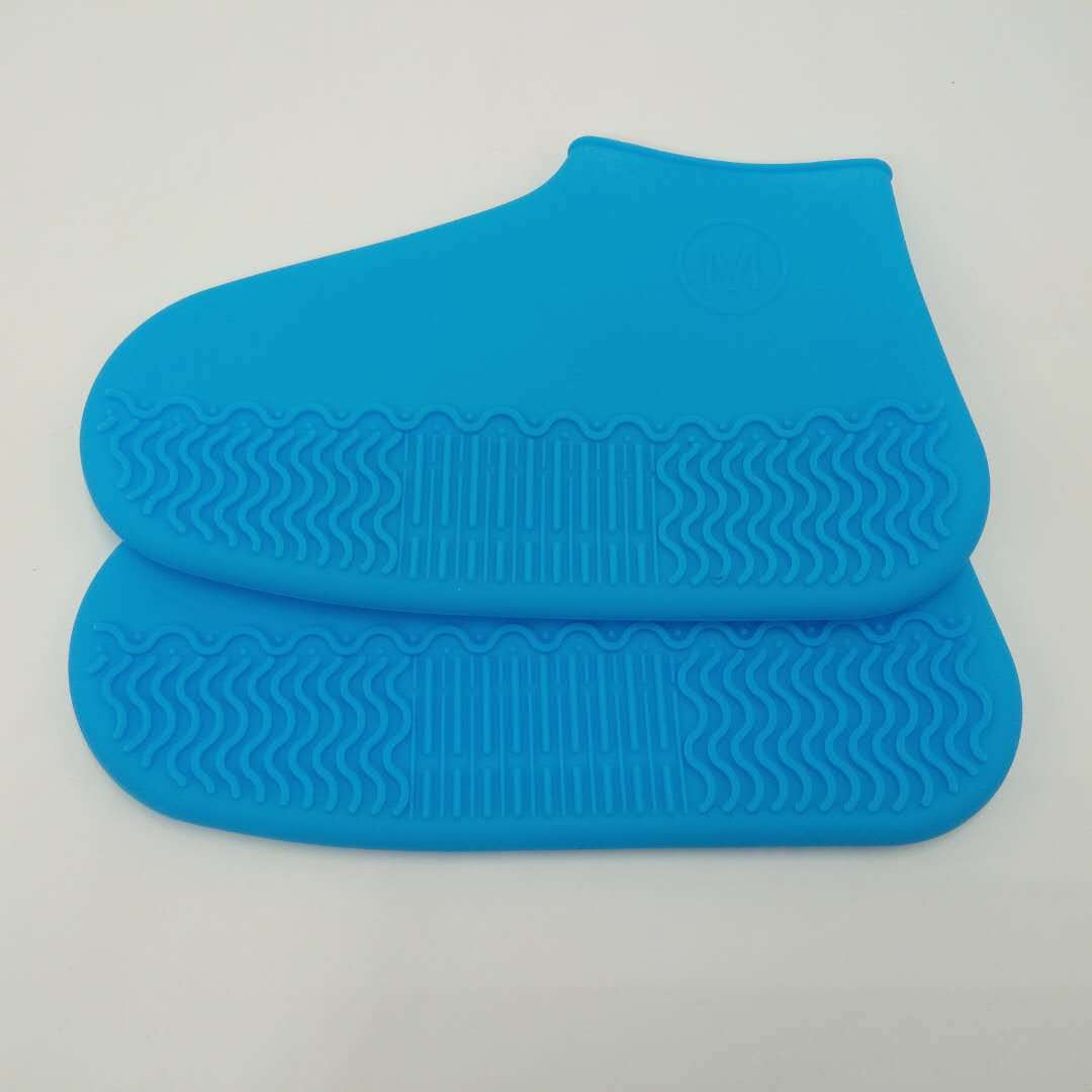 Silicone waterproof shoe cover